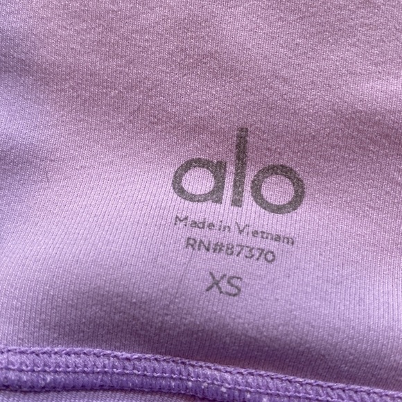 ALO YOGA Prism Capri Leggings in Ultraviolet sz XS - Picture 3 of 11